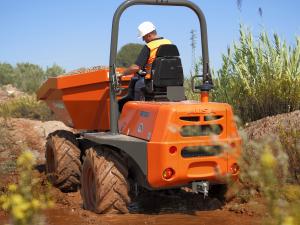 AUSA D 600 APG 2005 года 